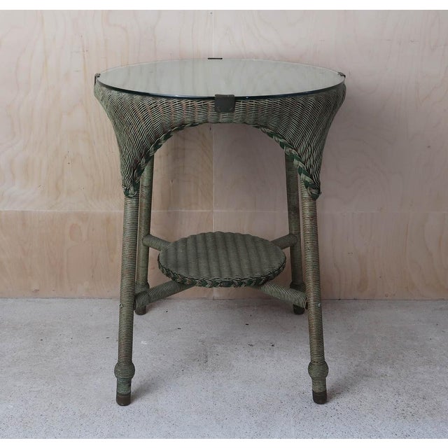 Vintage English Rattan Lloyd Loom Round Side Table, 1931 For Sale - Image 3 of 6