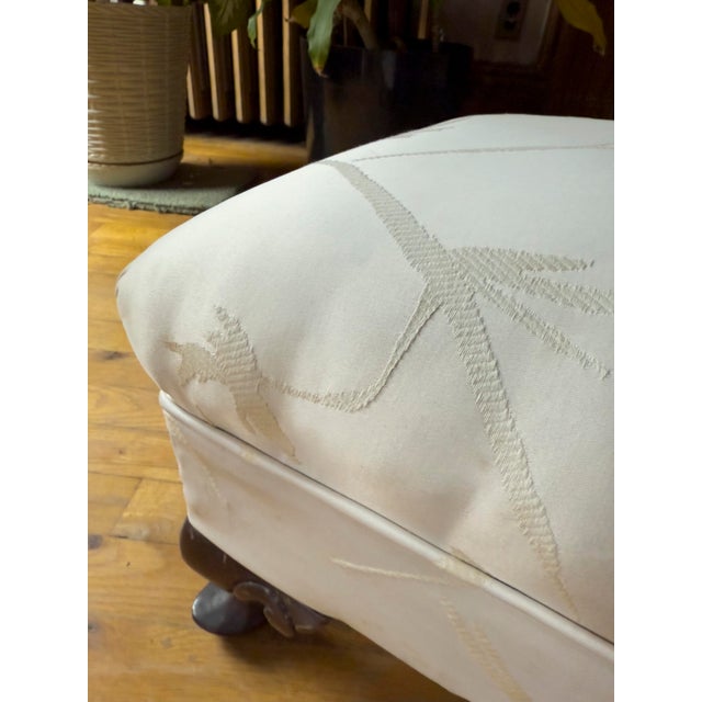 Queen Anne Mid-Century Period Chippendale Style Upholstered Footstool in White For Sale - Image 3 of 9