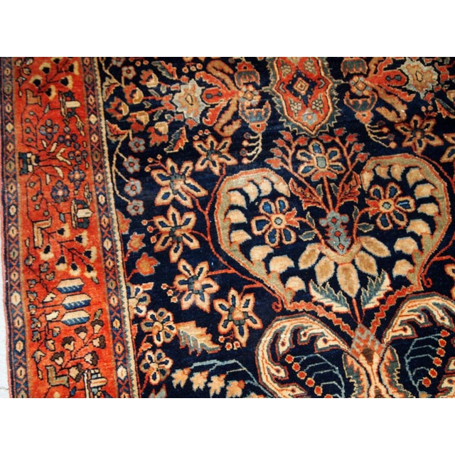 1920s Handmade Antique Persian Sarouk Rug For Sale In New York - Image 6 of 8