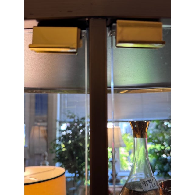 Metal Pair of Design Institute America Series 74 Bh21 Illuminated Curved Glass Étagères With Gunmetal and Brass Finish For Sale - Image 7 of 12