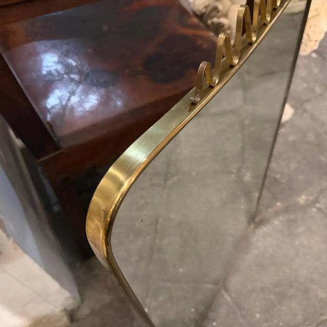 1950s Gio Ponti Mid-Century Modern Solid Brass Italian Wall Mirror For Sale - Image 6 of 14