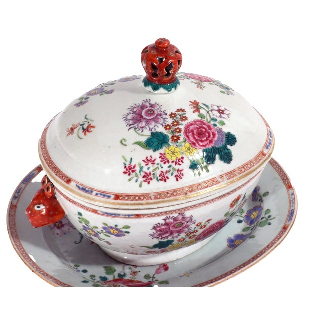 Mid 18th Century Chinese Export Famille Rose Porcelain Soup Tureen, Cover & Stand For Sale - Image 5 of 18