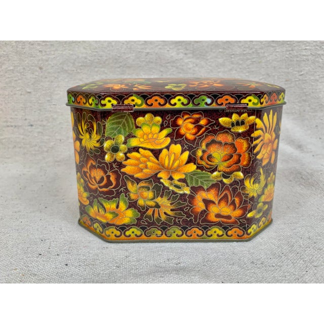 English Vintage Floral English Tin For Sale - Image 3 of 8