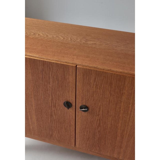 China No. 232 Cabinet Oak and Brass attributed to Børge Mogensen for C.M. Madsen, Denmark, 1960s For Sale - Image 3 of 9
