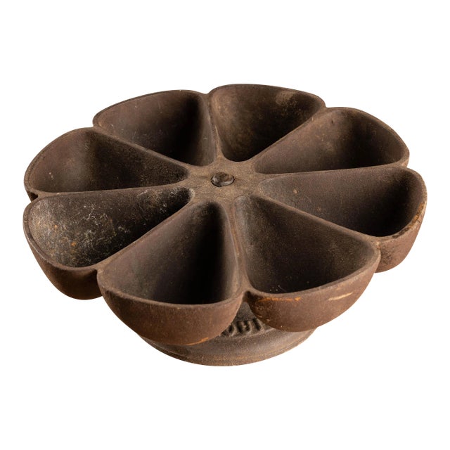 1900s Antique Industrial Cobblers Tulip For Sale