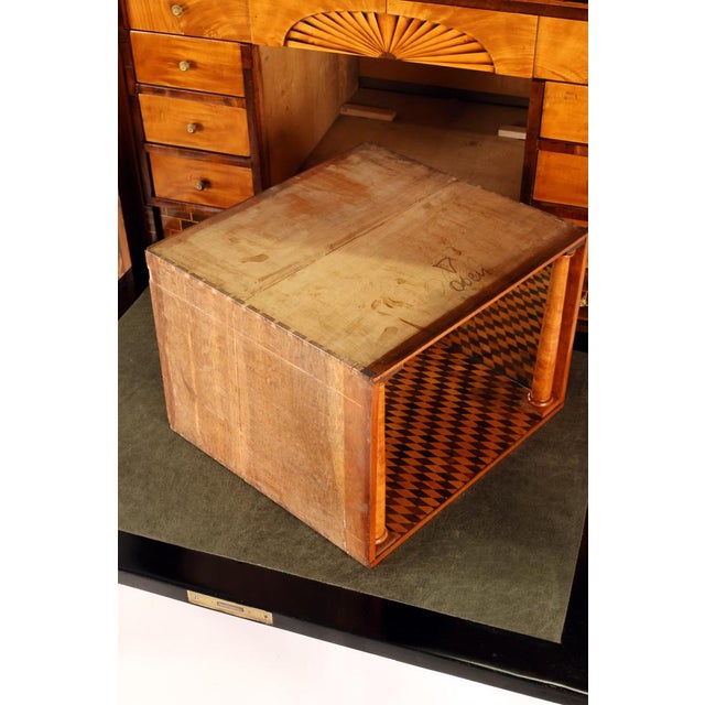 Classicist Secretary in Walnut, 1800s For Sale - Image 18 of 18