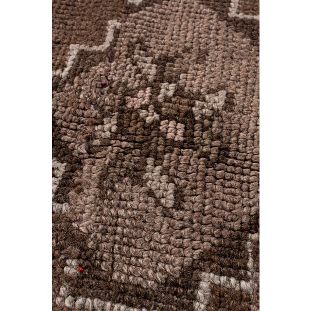 Brown Vintage Circa 1940 Brown Turkish Oushak Hand Knotted Wool Rug 7ft 10in X 12ft 6in For Sale - Image 8 of 14