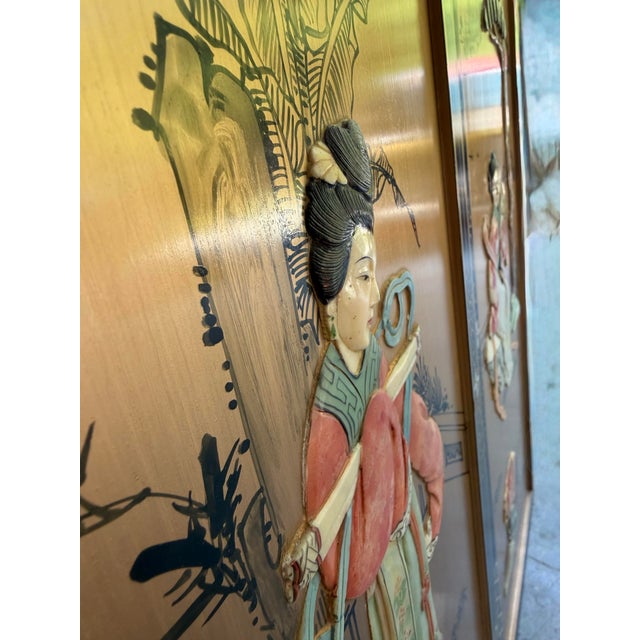 Vintage 34” Hong Kong Mother of Pearl Shell Inlay Asian Lady Wall Plaques Gold Chinoiserie – Pair For Sale In Greensboro - Image 6 of 10