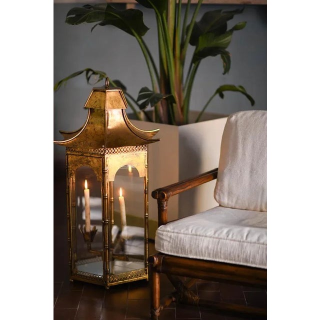 Large French Lantern in Golden Metal, 1970s, in Very Good conditions. Designed 1970 to 1979 Up to 250V (Europe/UK...