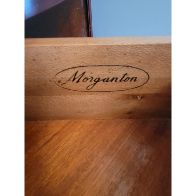 1940s Regency Bow Front Flame Mahogany Corner Cabinet by Morganton Furniture For Sale - Image 11 of 14