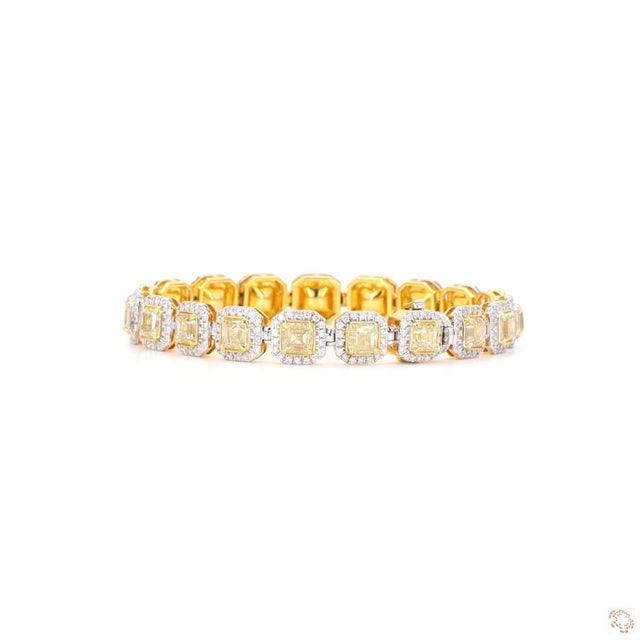 Early 21st Century 2.12 Carat Round Brilliant Cut White Diamond Yellow Diamond Gold Bracelet For Sale - Image 5 of 9