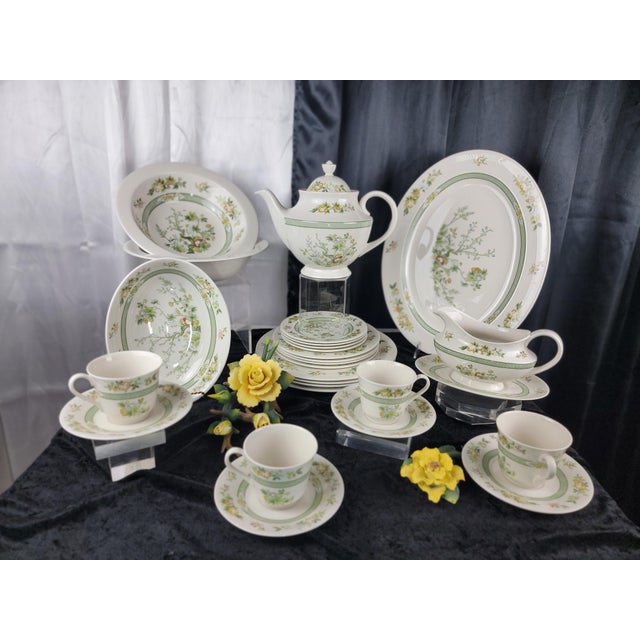 Celadon 1970s Royal Doulton Tonkin China, Set for 4 - 25 Pieces For Sale - Image 8 of 9