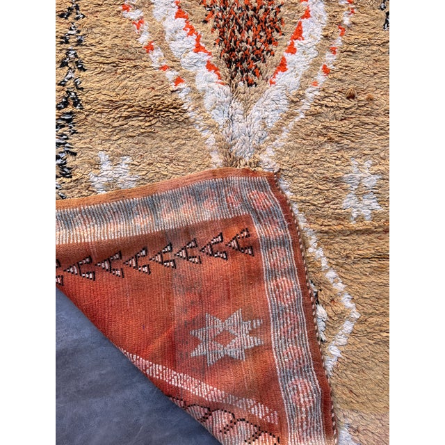 1980s Handknotted Moroccan Wool Rug - 5'5" X 11'6" Ft For Sale - Image 9 of 10