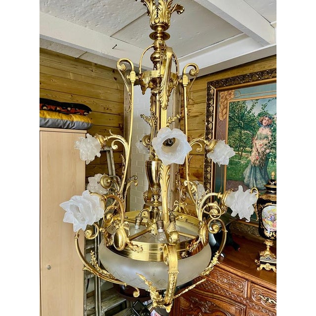 Metal Large 8-Arm Chandelier in Cast Brass, Early 20th Century For Sale - Image 7 of 17
