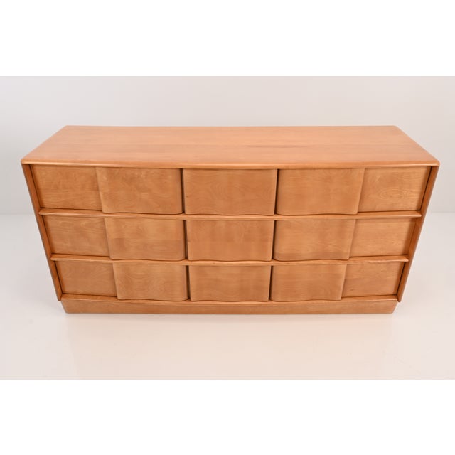Heywood-Wakefield Heywood-Wakefield Mid-Century Modern Sculptura Birch 9 Drawer Long Dresser | Newly Refinished For Sale - Image 4 of 17