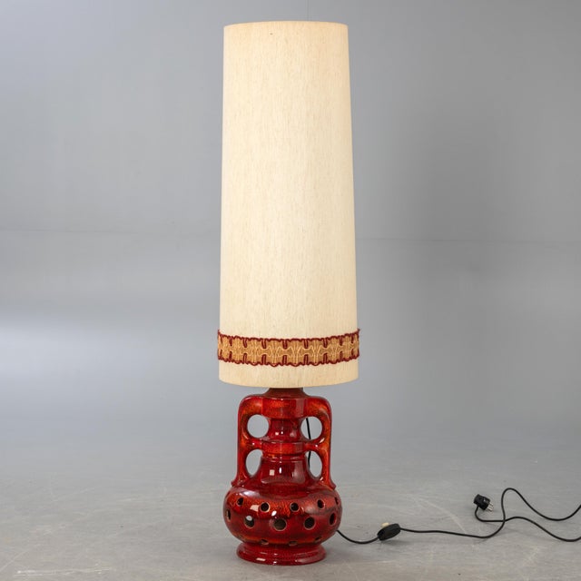 Mid-Century Modern Tall Red Glazed Ceramic Lamp from Vallauris, France, 1960s For Sale - Image 3 of 3