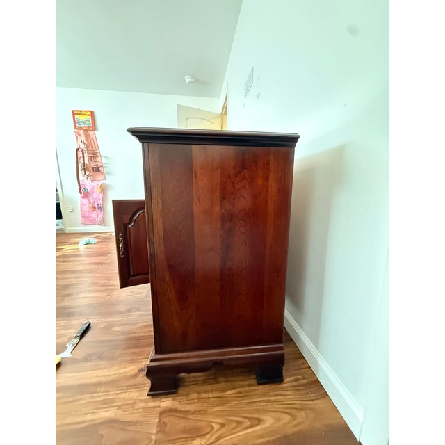 High-Quality Pennsylvania House Furniture Brand. Solid cherry wood dresser, 12 generously spacious multi-drawer storage...