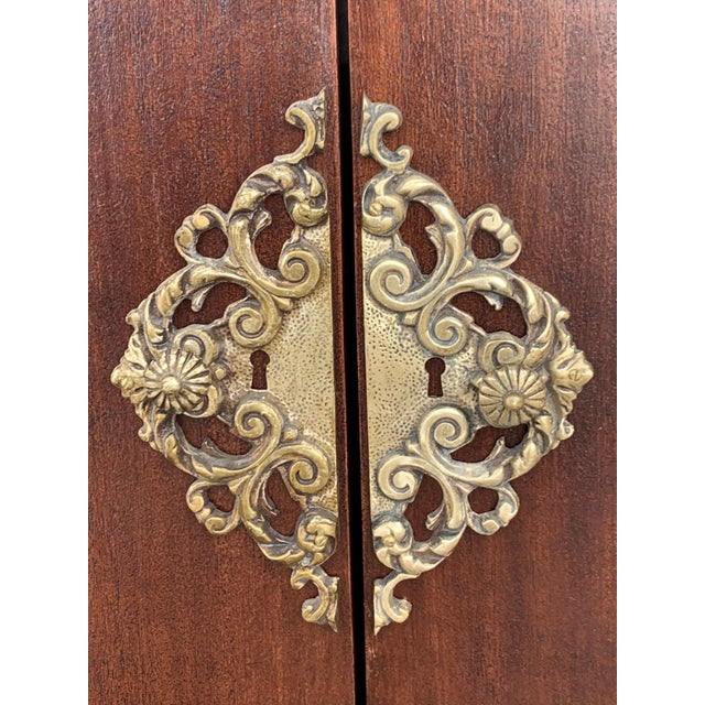 Pair of Early 20th Century Modern Front Nightstands with original Hardware For Sale - Image 13 of 18