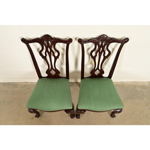 1980s Thomasville Chippendale Carved Mahogany Side Chairs or Dining Chairs, Pair For Sale - Image 5 of 14