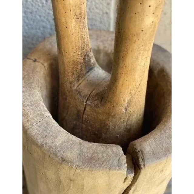 Early 19th Century Primitive Wood Motart and Pestle For Sale - Image 9 of 9