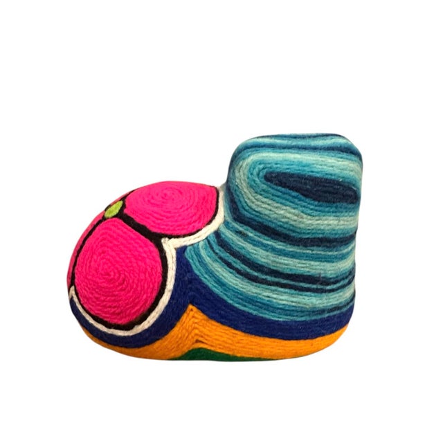 Late 20th Century Vintage Iris Apfel Owned Mexican Huichol Folk Art Multicolored Yarn Spirit Animal Cat Figure / Statue / Sculoture For Sale - Image 5 of 9