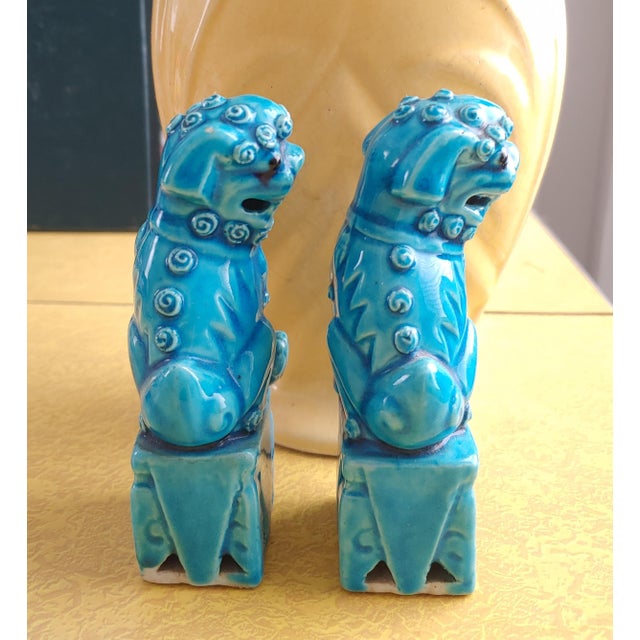 Mid-Century Modern Vintage Mid 20th Century Ceramic Foo Dog Bookends, a Pair For Sale - Image 3 of 6