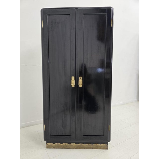 Viennese Art Deco Wardrobe in Black Lacquer with Brass Details, 1940s For Sale - Image 11 of 11