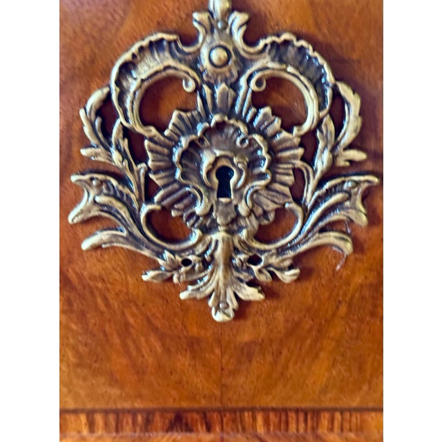 Pair (2) Henredon Three Drawer Chests of Drawers-Nightstands Gorgeous Bookend Matched Wood For Sale In San Diego - Image 6 of 12