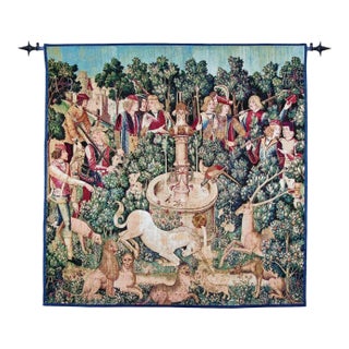 Unicorn at the Fountain Loom Woven Tapestry - 134 X 134 Cm (4'5" X 4'5") - Requires Rod Size 3 For Sale