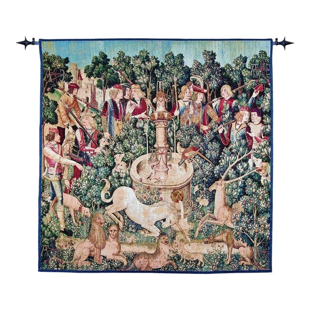 Unicorn at the Fountain Loom Woven Tapestry - 134 X 134 Cm (4'5" X 4'5") - Requires Rod Size 3 For Sale