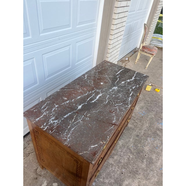 French 18th Century Louis XVI Walnut Château Period Marble Top Chest of Drawers For Sale - Image 11 of 12