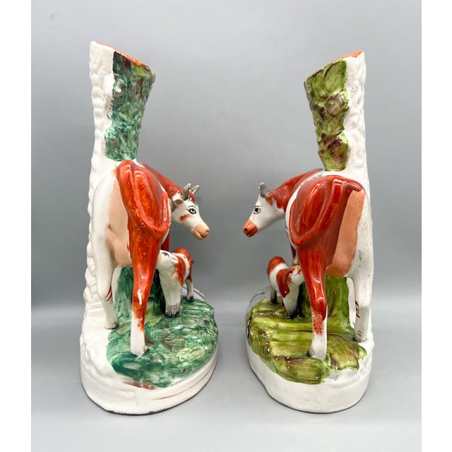 Large 19th Century Staffordshire English Cow and Calf Spill Vases, Pair – English Country / Victorian For Sale In Houston - Image 6 of 18
