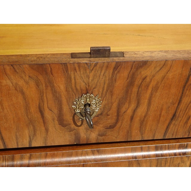Large Louis Philippe Walnut Chest of Drawers, 1890s For Sale - Image 12 of 18