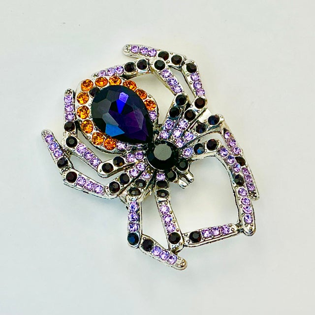 1980s Vintage Boho Chic Americana Halloween Spider Brooch For Sale - Image 18 of 18