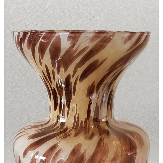 1970s Handcrafted Vase in Murano Glass by Maestro Del Vetro. Italy, 1970s For Sale - Image 5 of 8