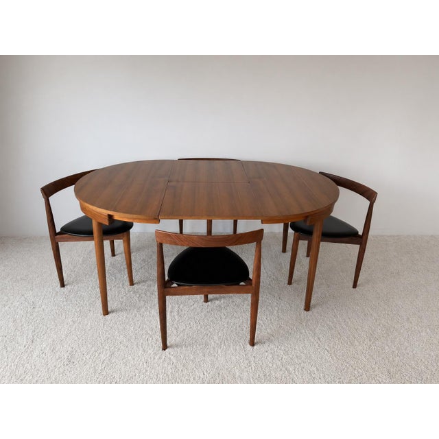 Hans Olsen Round Extendable Dining Table and Chairs in Teak by Hans Olsen for Frem Røjle, Denmark, 1960s, Set of 5 For Sale - Image 4 of 16