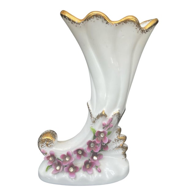 A beautiful vintage 1950s Lefton hand-painted porcelain three-piece decorative set featuring a graceful cornucopia bud...