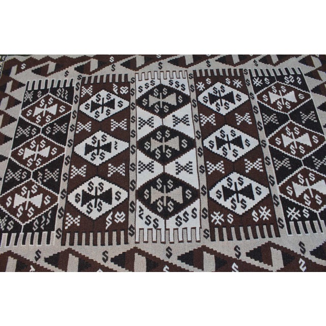 1980s Bohemian Style Handwoven Oushak Authentic Vintage Turkish Kilim Rug 4x6 Ft For Sale In Sacramento - Image 6 of 9
