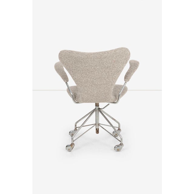 1960s Arne Jacobsen Sevener Desk Chair, Model 3117 For Sale In Chicago - Image 6 of 12