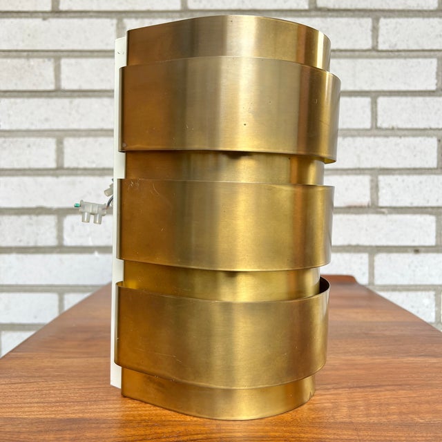 Scandinavian Model V155 Wall Lamp by Hans-Agne Jakobsson, 1960s For Sale - Image 4 of 10