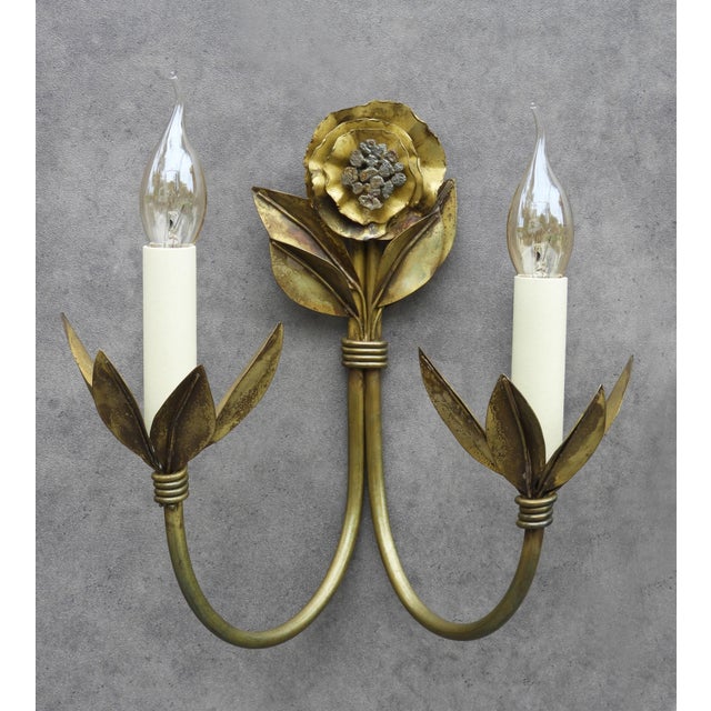 French Brutalist Style Floral Wall Lights, 1980s, Set of 2, in Very Good conditions. Designed 1980 to 1989 Up to 250V...