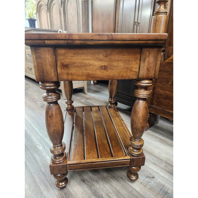 Attributed to Kincaid Bridgetown Warren Heritage Maple Bedside Table 487-421 For Sale - Image 4 of 5