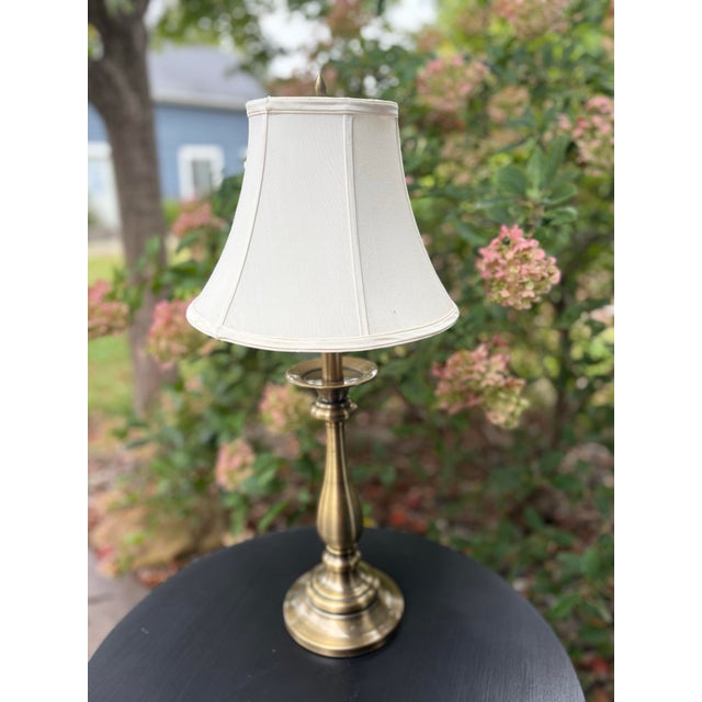 English Vintage Stiffel Brass Table Lamp With Ivory Bell Shade For Sale - Image 3 of 5
