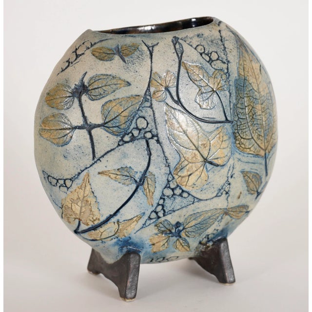 Moon Gallery Ceramic Vase For Sale In Miami - Image 6 of 13