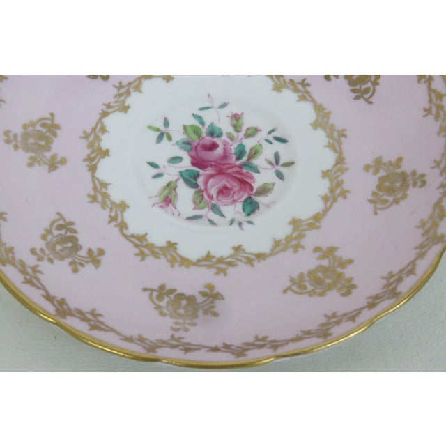 Mid 20th Century Grosvenor English Jackson Gosline Bone China Set of Tea Cup and Saucer 4658b For Sale - Image 5 of 13