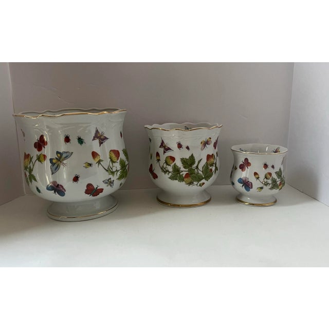 Set of Three Vintage Lenwile Ardalt China Springtime Butterfly Pattern Base Cachepot Base Planter For Sale In Indianapolis - Image 6 of 9