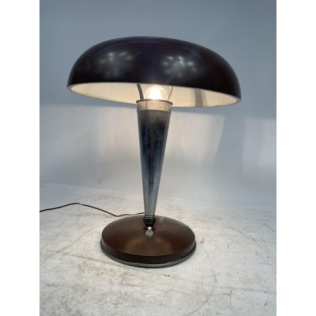 Beautiful designer table lamp, ministerial from the 40s. Perfectly working. Excellent furnishing object European Plug (up...