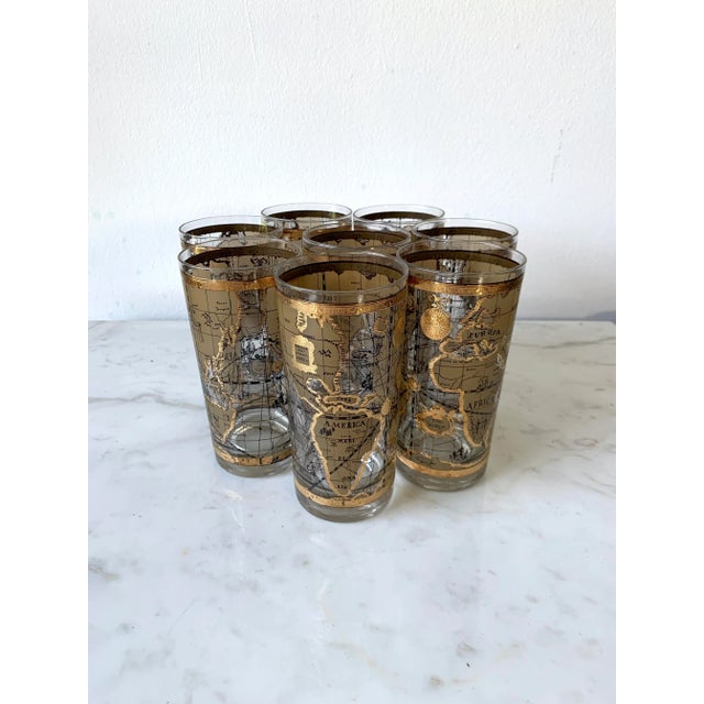 Elevate your cocktail game with this fabulous set of 8 mid-century highball glasses by Cera. These glasses feature...