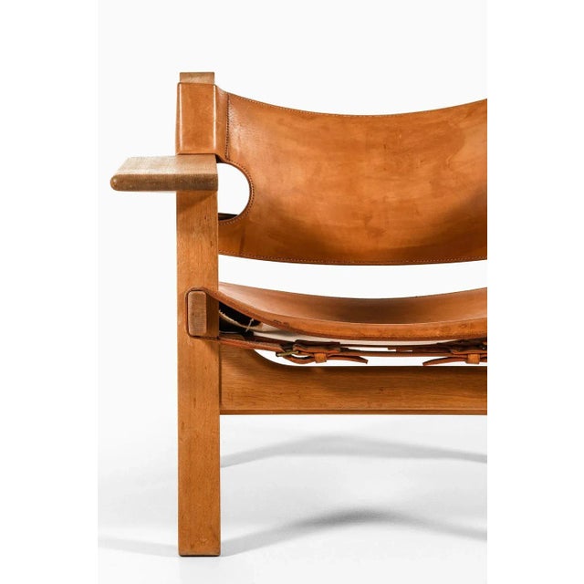 Børge Mogensen Easy Chairs in Oak and Cognac Brown Leather attributed to Børge Mogensen, 1950s, Set of 2 For Sale - Image 4 of 9