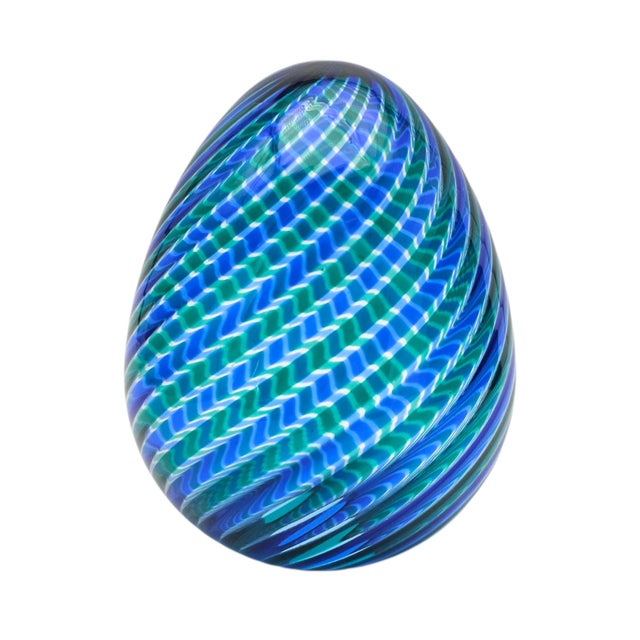 Blue Signed Venini Murano Canne Ritorte Blue & Green Art Glass Egg Sculpture, 1970s 7" For Sale - Image 8 of 11